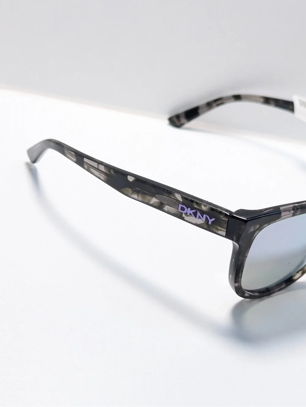 Dkny dy4139 gray